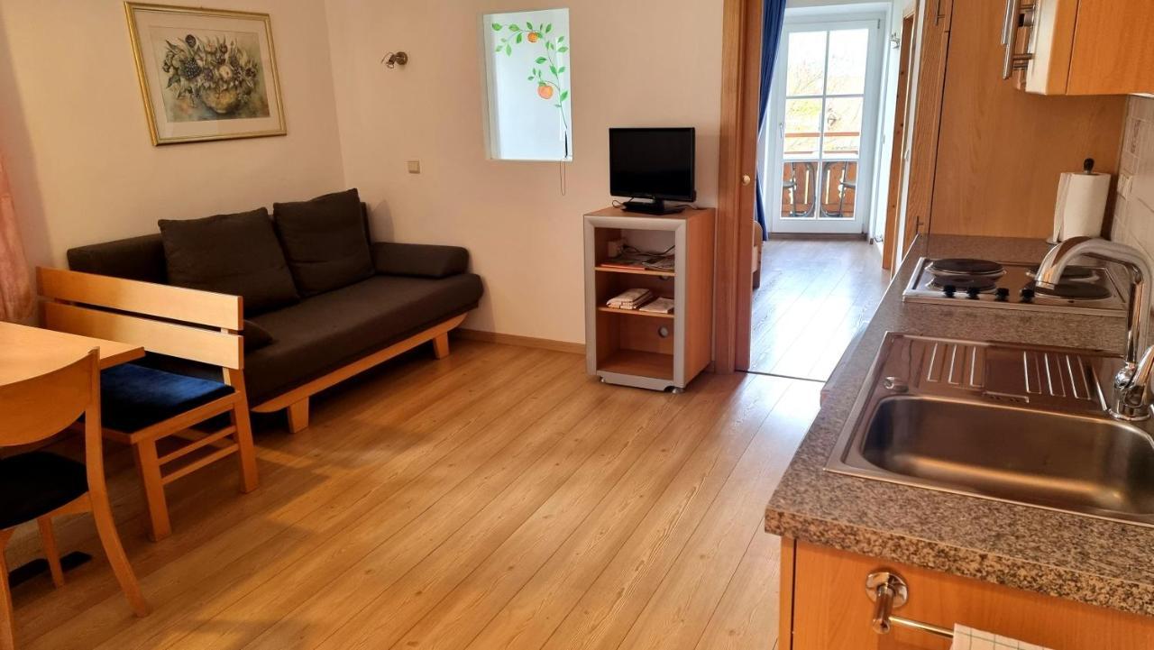 Rochelehof Apartment